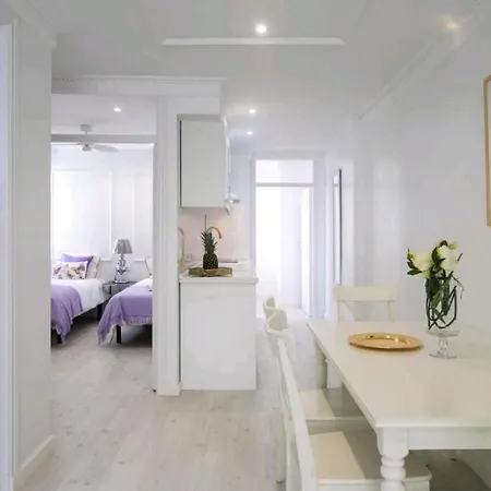 Stylish Flat Next To Marina アパート