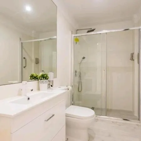 Stylish Flat Next To Marina アリカンテ